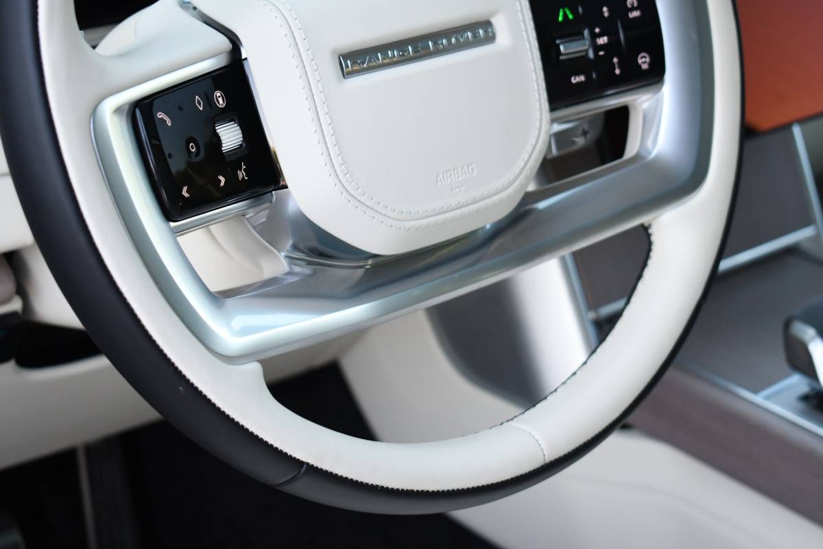 Land Rover Range Rover Land Rover Range Rover P550e Autobiography | BTW-auto | NL-auto | Trekhaak