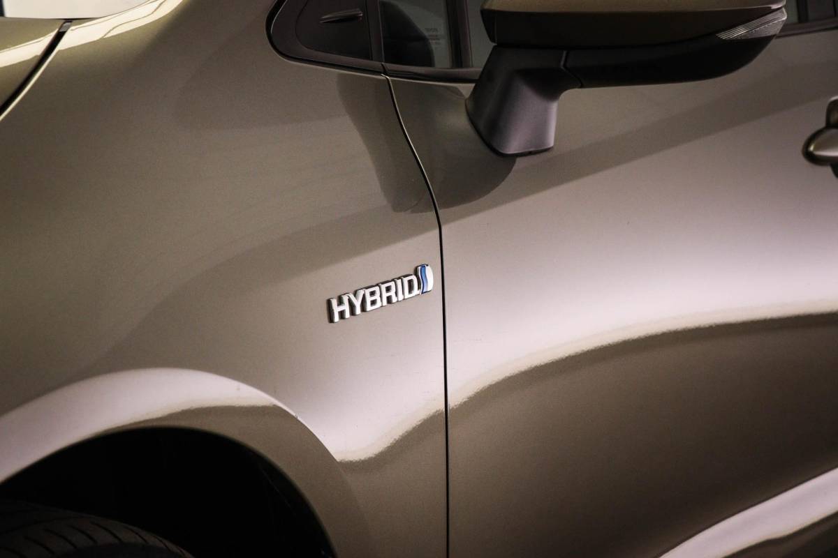 Toyota Corolla Toyota Corolla 1.8 Hybrid Active | STUUR VERWARMING | LED | CAMERA