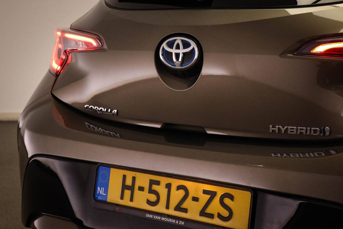 Toyota Corolla Toyota Corolla 1.8 Hybrid Active | STUUR VERWARMING | LED | CAMERA