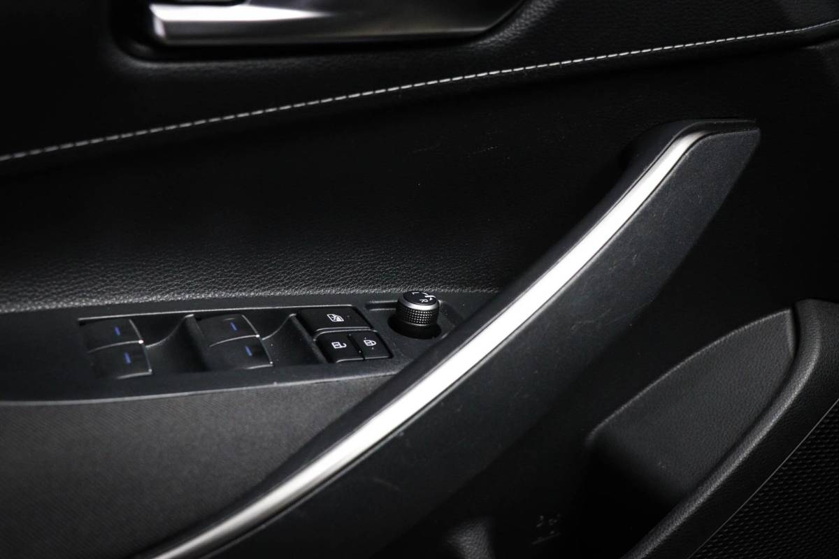 Toyota Corolla Toyota Corolla 1.8 Hybrid Active | STUUR VERWARMING | LED | CAMERA