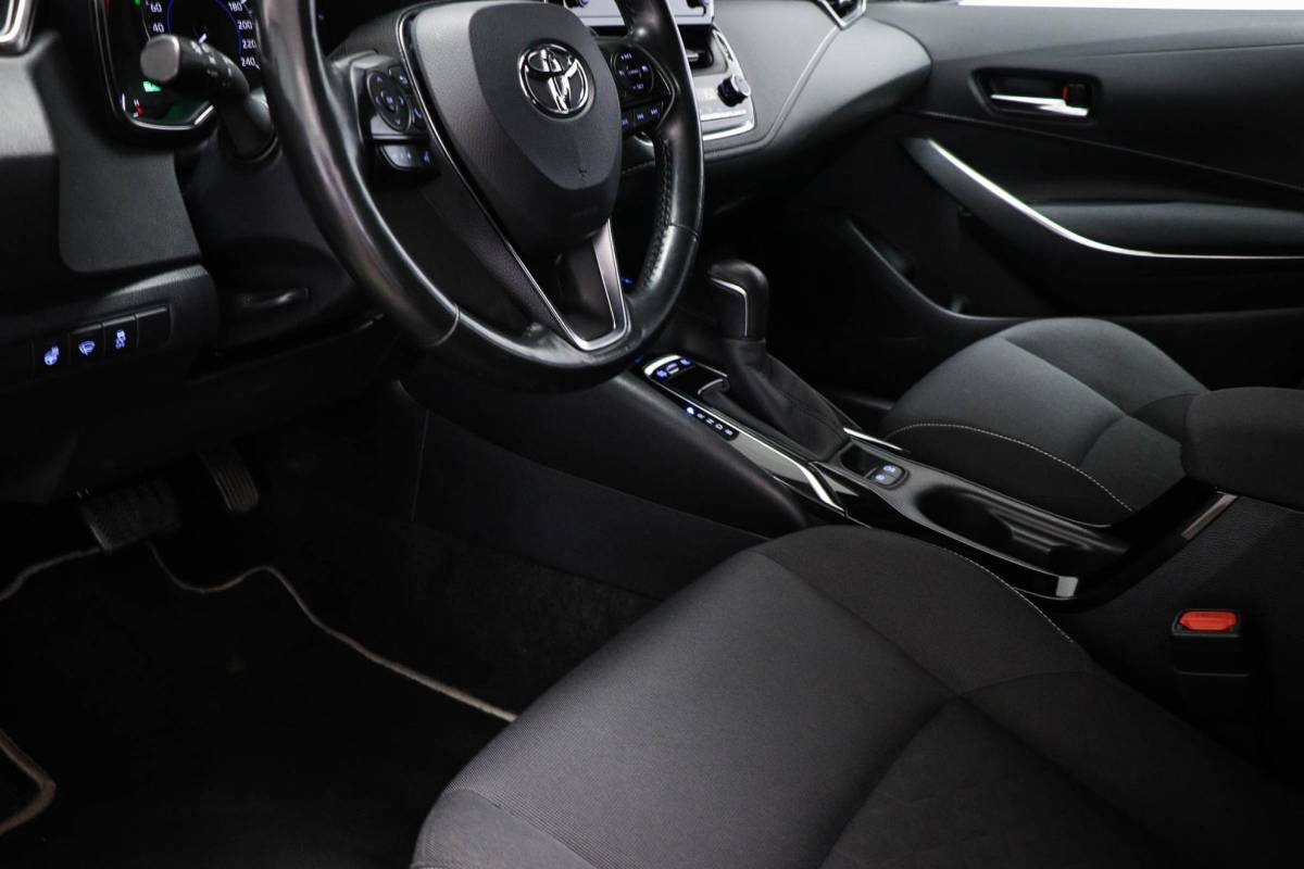 Toyota Corolla Toyota Corolla 1.8 Hybrid Active | STUUR VERWARMING | LED | CAMERA