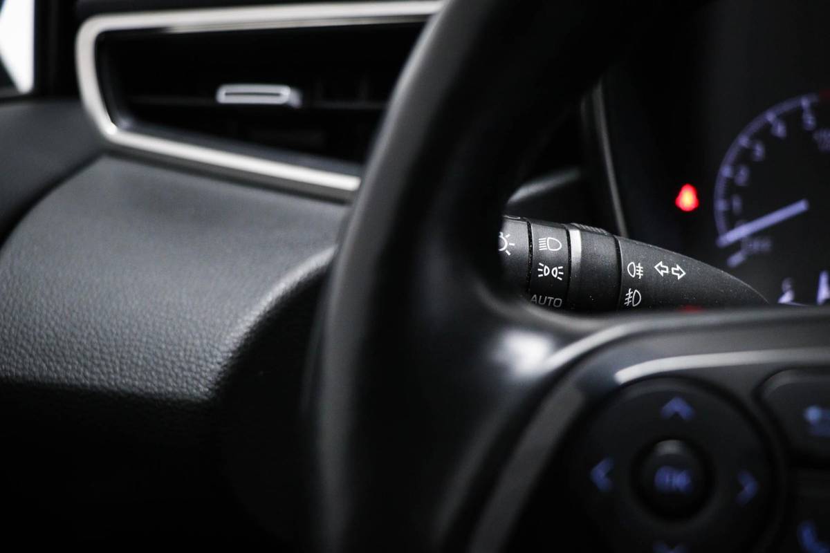 Toyota Corolla Toyota Corolla 1.8 Hybrid Active | STUUR VERWARMING | LED | CAMERA