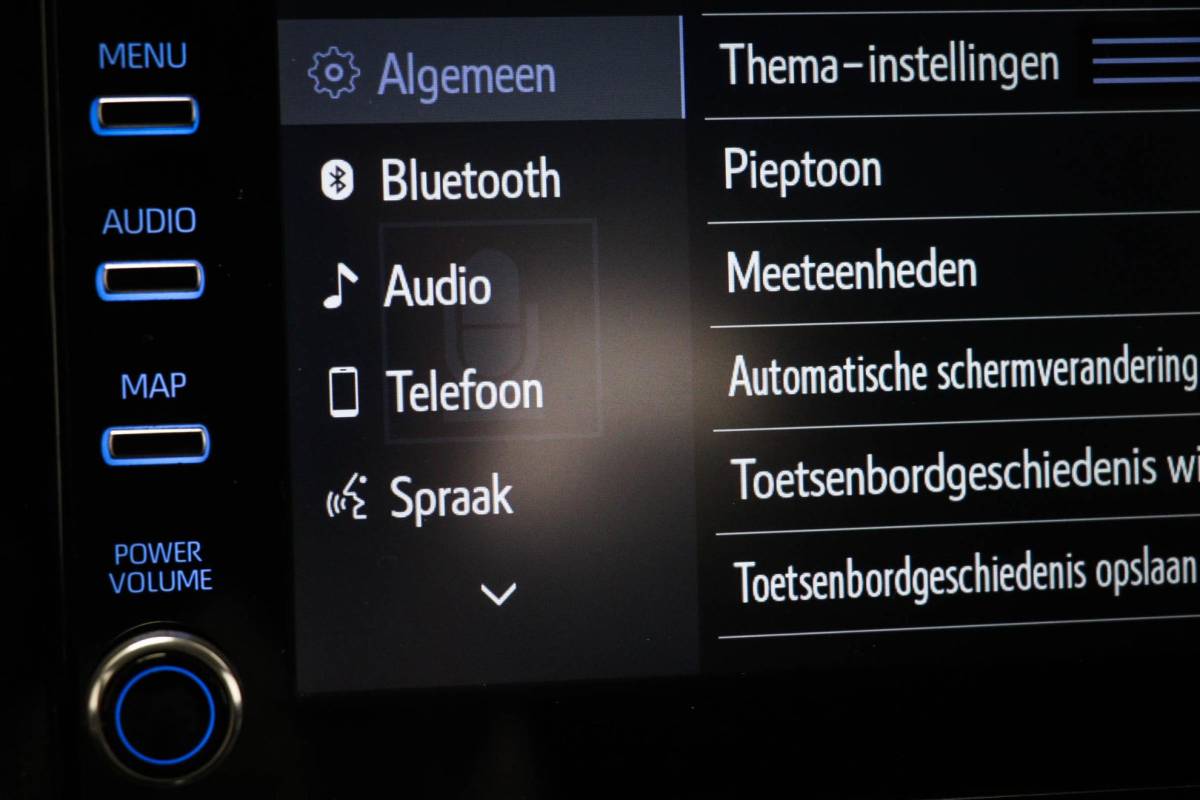 Toyota Corolla Toyota Corolla 1.8 Hybrid Active | STUUR VERWARMING | LED | CAMERA