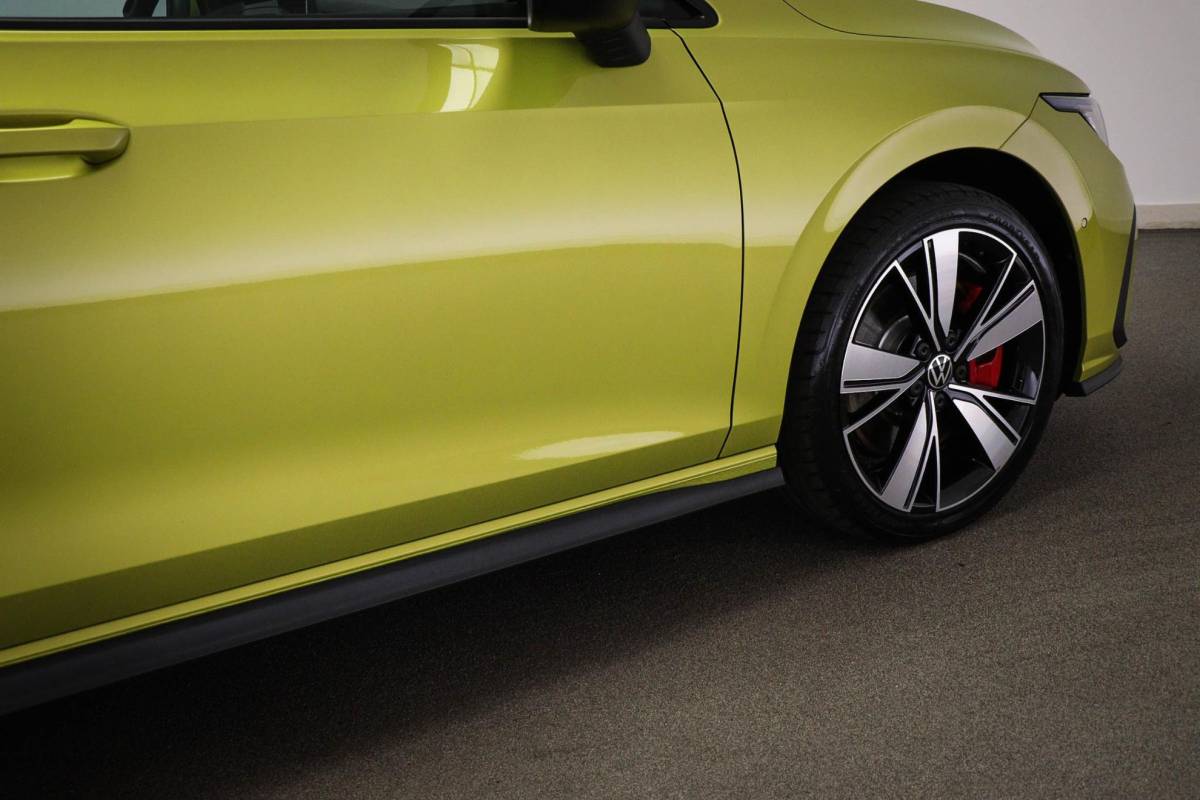 Volkswagen Golf Volkswagen Golf 1.4 eHybrid GTE | PANORAMADAK | WINTER / ASSISTENTIE- PACK | IQ LIGHT | CAMERA