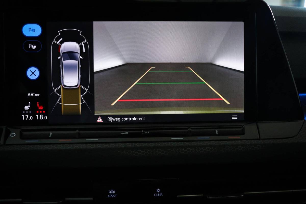 Volkswagen Golf Volkswagen Golf 1.4 eHybrid GTE | PANORAMADAK | WINTER / ASSISTENTIE- PACK | IQ LIGHT | CAMERA