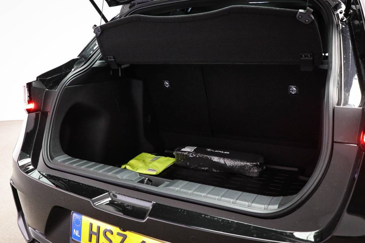 Lexus LBX Lexus LBX Business Line 2WD | CLIMA | STOELVERWARMNG | DAB | CAMERA