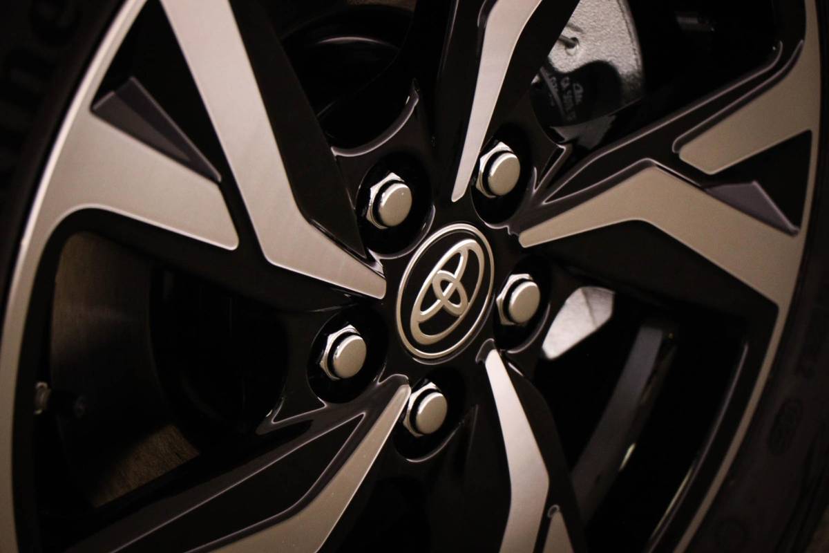 Toyota Yaris Toyota Yaris 1.5 Hybrid 115 First Edition | CLIMA | STUURVERWARMING | APPLE | CAMERA