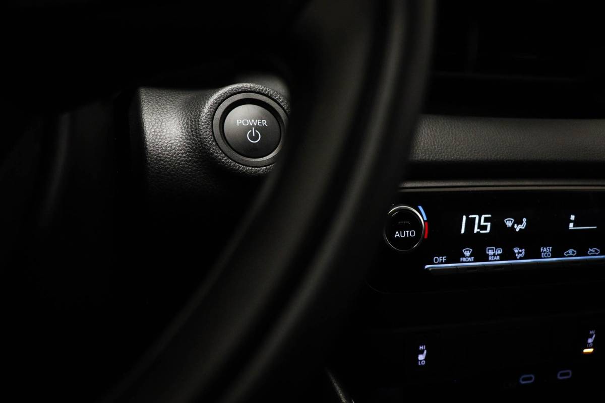 Toyota Yaris Toyota Yaris 1.5 Hybrid 115 First Edition | CLIMA | STUURVERWARMING | APPLE | CAMERA