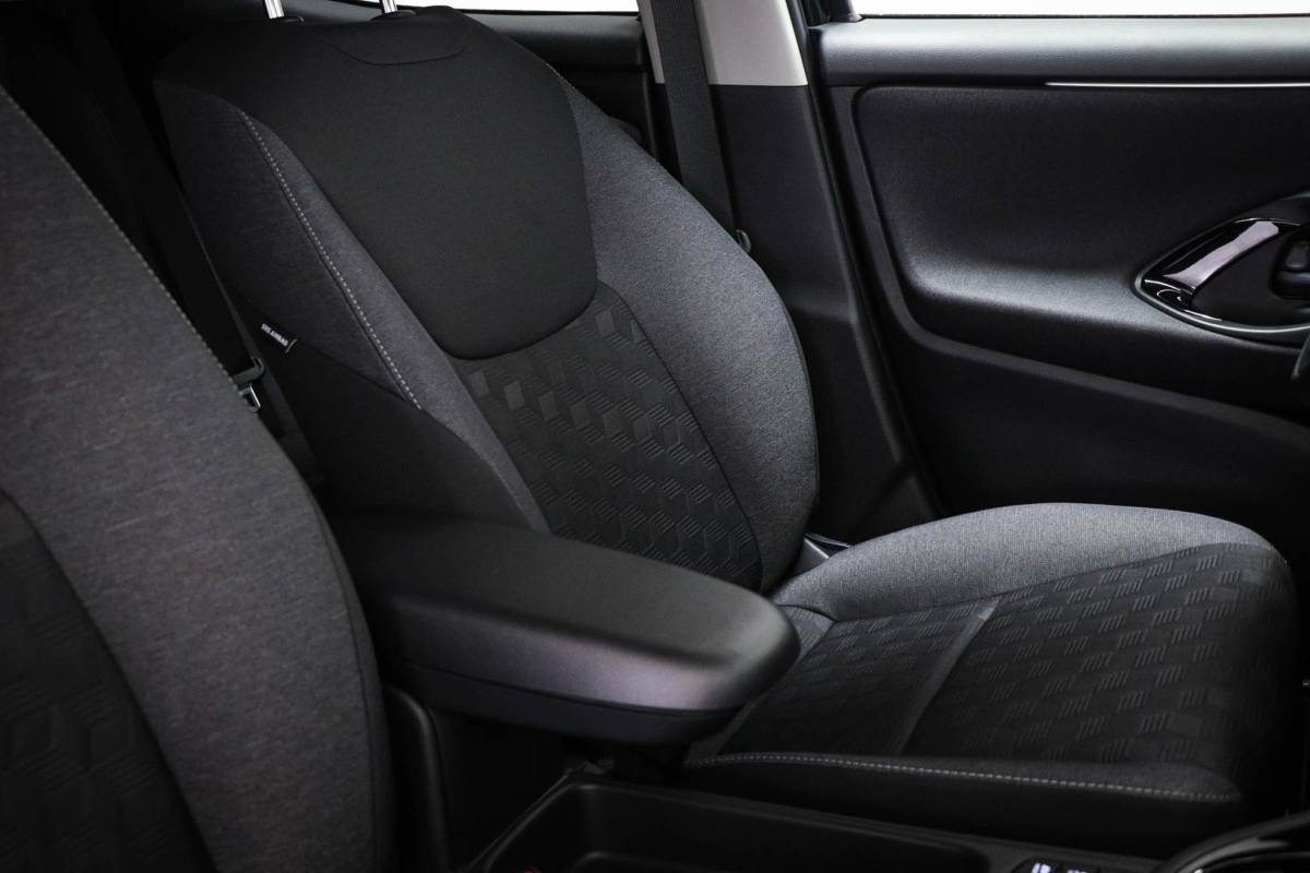 Toyota Yaris Toyota Yaris 1.5 Hybrid 115 First Edition | CLIMA | STUURVERWARMING | APPLE | CAMERA