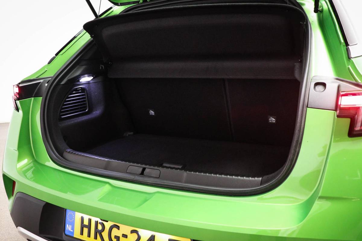 Opel Mokka Opel Mokka 1.2 Turbo Ultimate | COMFORT / TECHNOLOGY- PACK | STUURVERWARMING | DAB | APPLE | CAMERA