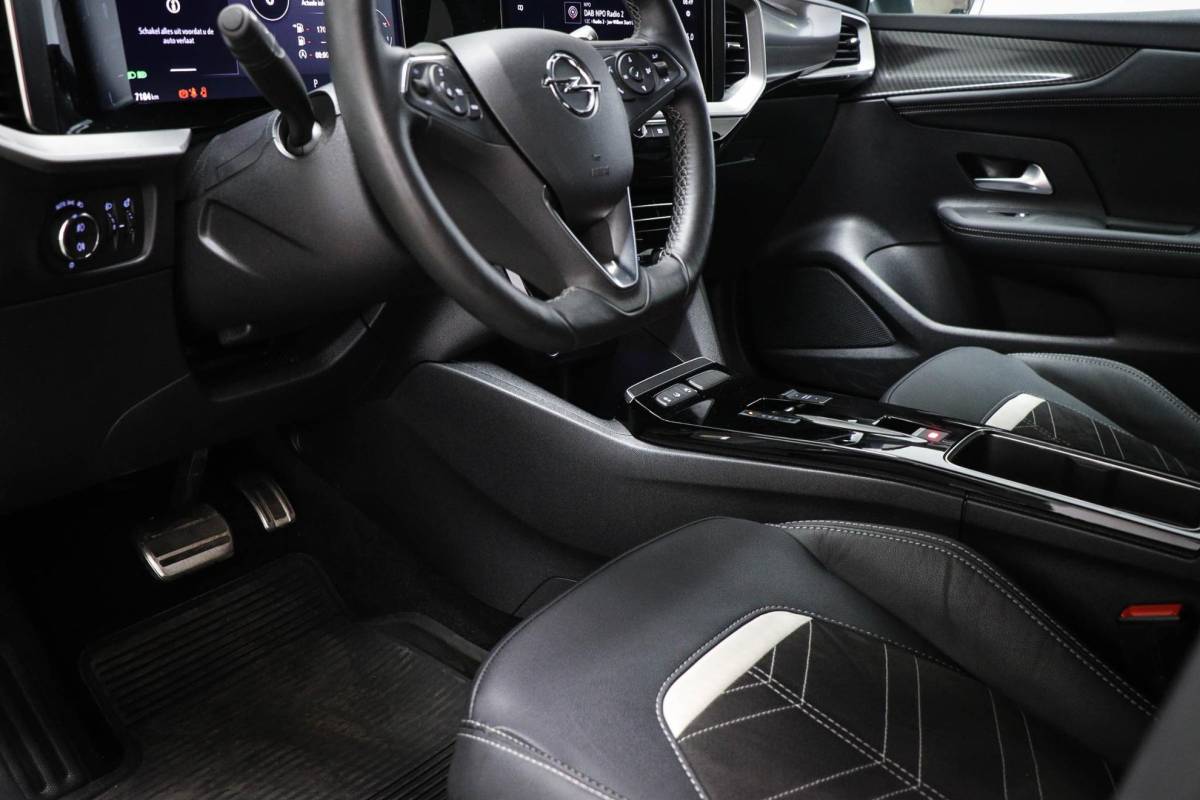 Opel Mokka Opel Mokka 1.2 Turbo Ultimate | COMFORT / TECHNOLOGY- PACK | STUURVERWARMING | DAB | APPLE | CAMERA