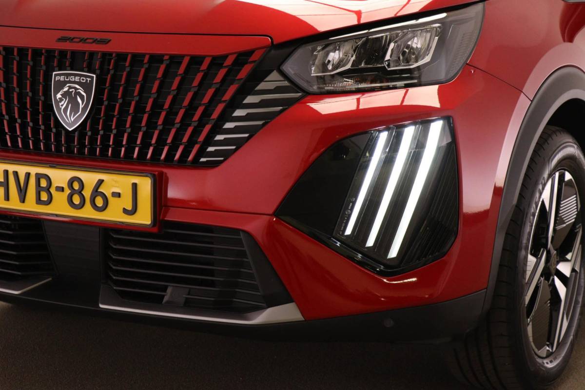 Peugeot 2008 Peugeot 2008 1.2 PureTech 100 Allure | NAVI PACK | LED HALF LEDER | DAB | APPLE | CAMERA
