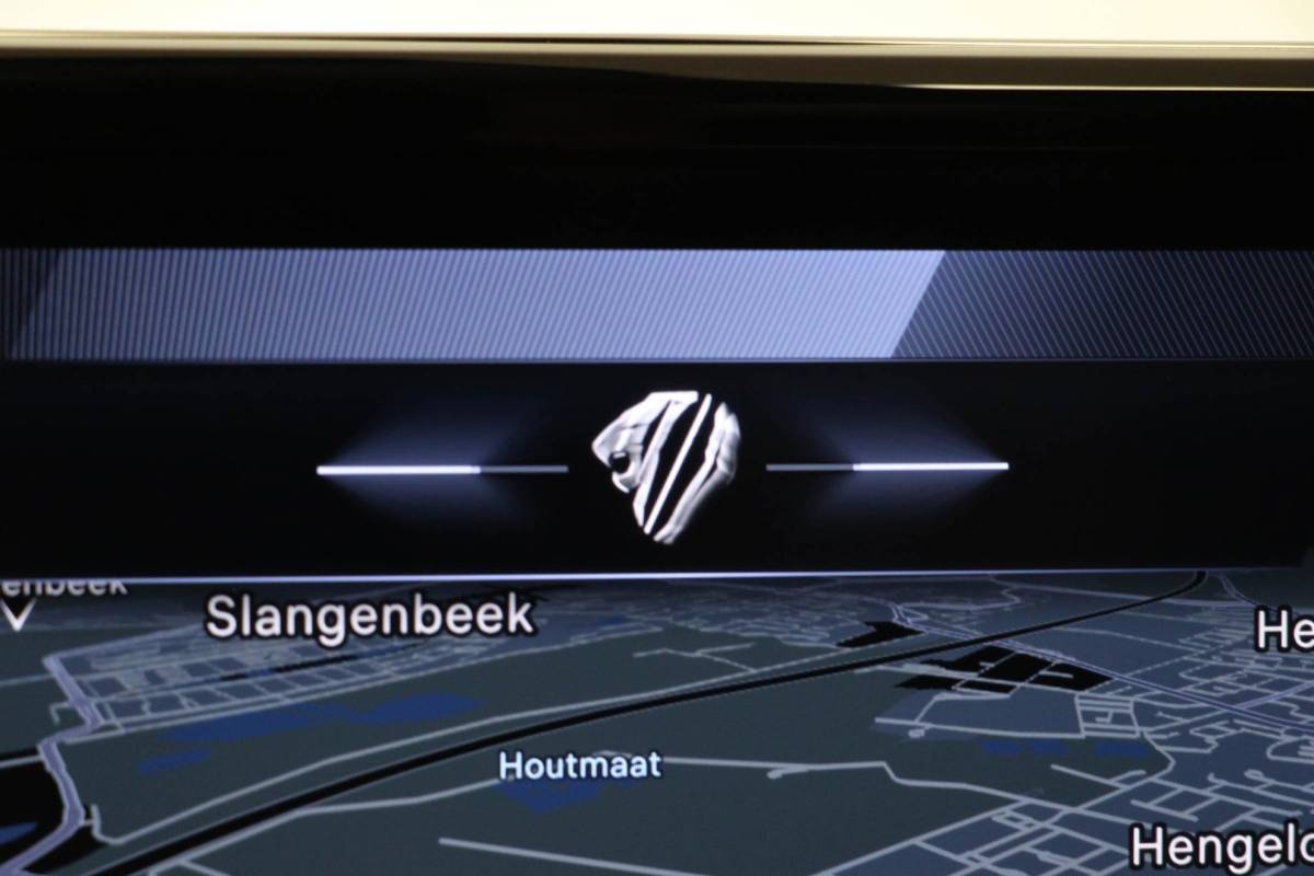 Peugeot 2008 Peugeot 2008 1.2 PureTech 100 Allure | NAVI PACK | LED HALF LEDER | DAB | APPLE | CAMERA