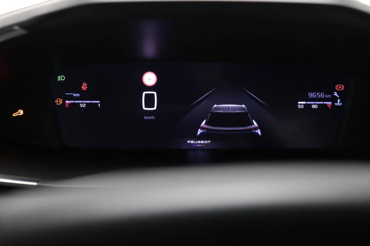 Peugeot 2008 Peugeot 2008 1.2 PureTech 100 Allure | NAVI PACK | LED HALF LEDER | DAB | APPLE | CAMERA