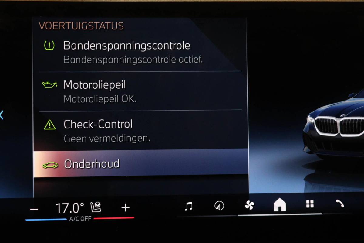 BMW 5 Serie BMW 5-serie 520i M-Sport | COMFORT / INNOVATION / TRAVEL- PACK | HEAD UP | STOELKOELING | STUURVERWARMING | 360 CAMERA