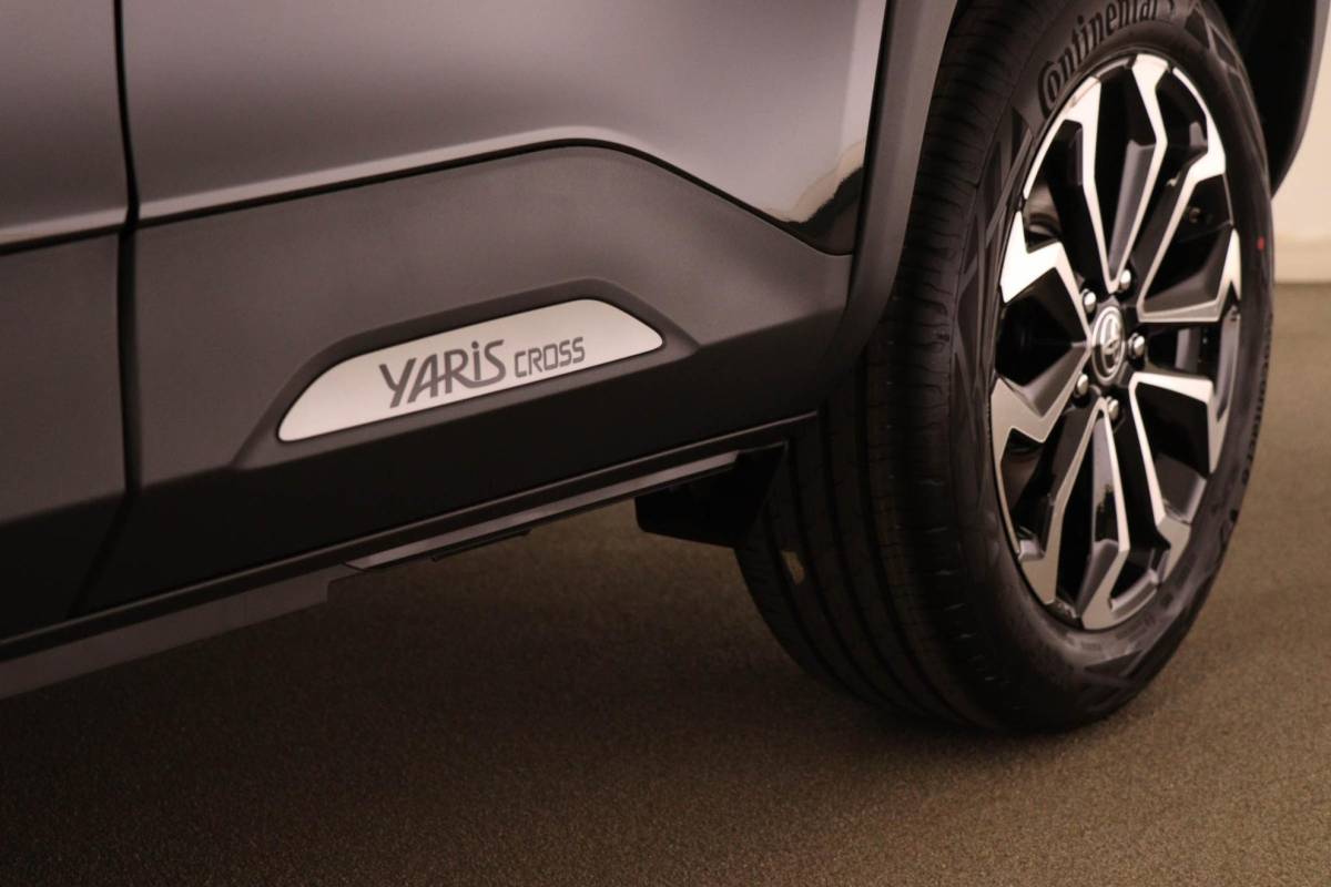 Toyota Yaris Cross Toyota Yaris Cross 1.5 Hybrid 130 Dynamic | COMFORT PACK | STUURVERWARMING | DAB | CAMERA