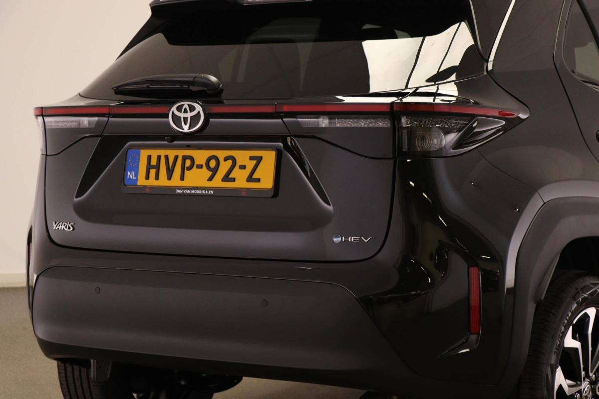 Toyota Yaris Cross Toyota Yaris Cross 1.5 Hybrid 130 Dynamic | COMFORT PACK | STUURVERWARMING | DAB | CAMERA