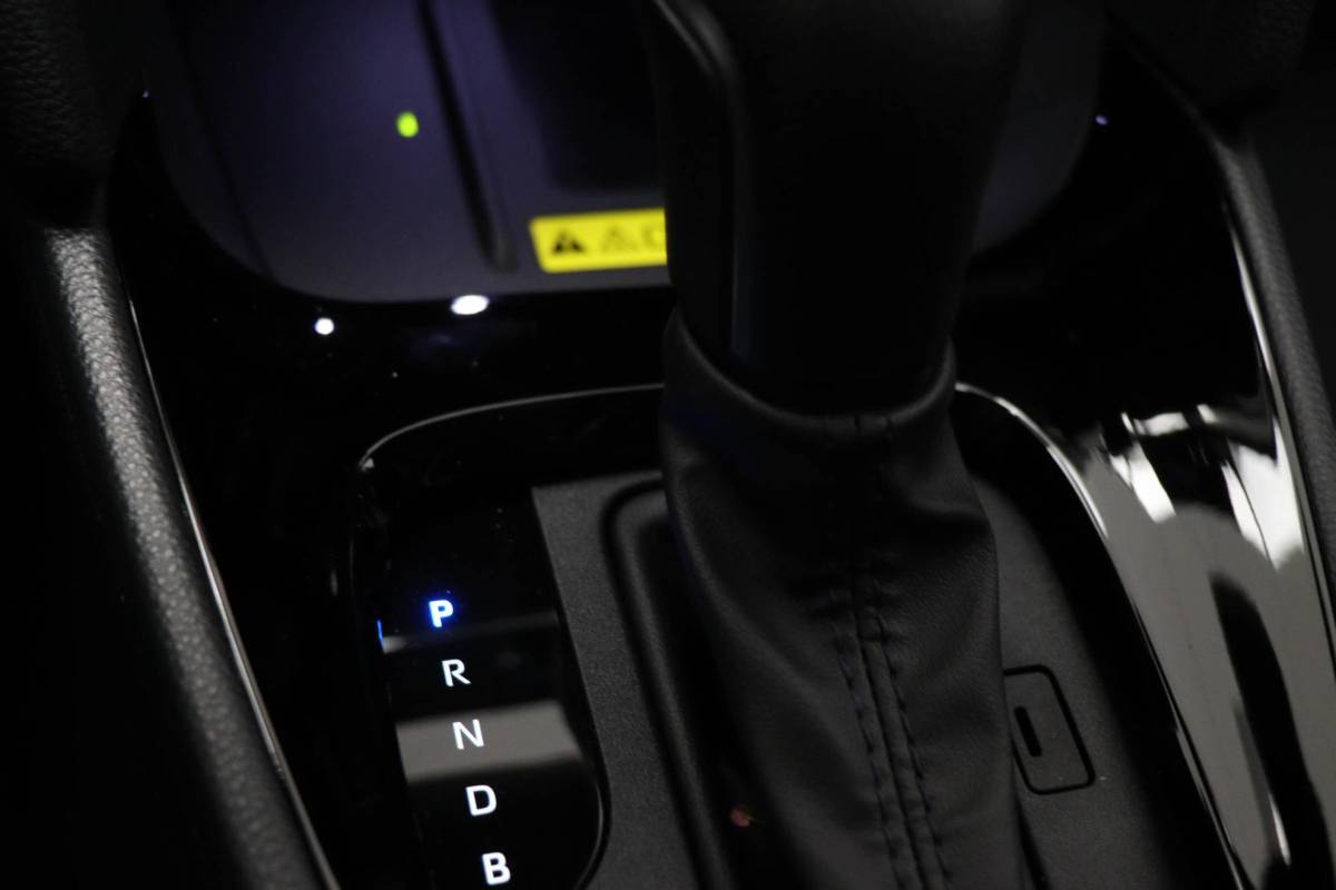 Toyota Yaris Cross Toyota Yaris Cross 1.5 Hybrid 130 Dynamic | COMFORT PACK | STUURVERWARMING | DAB | CAMERA