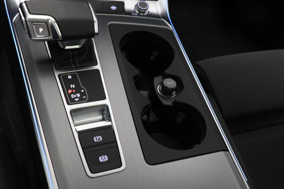 Audi A6 Audi A6 Avant 40 TFSI S edition Competition | PANORAMADAK | B&O DAB | ASSISTENTIE PARKING PACK | 360 CAMERA