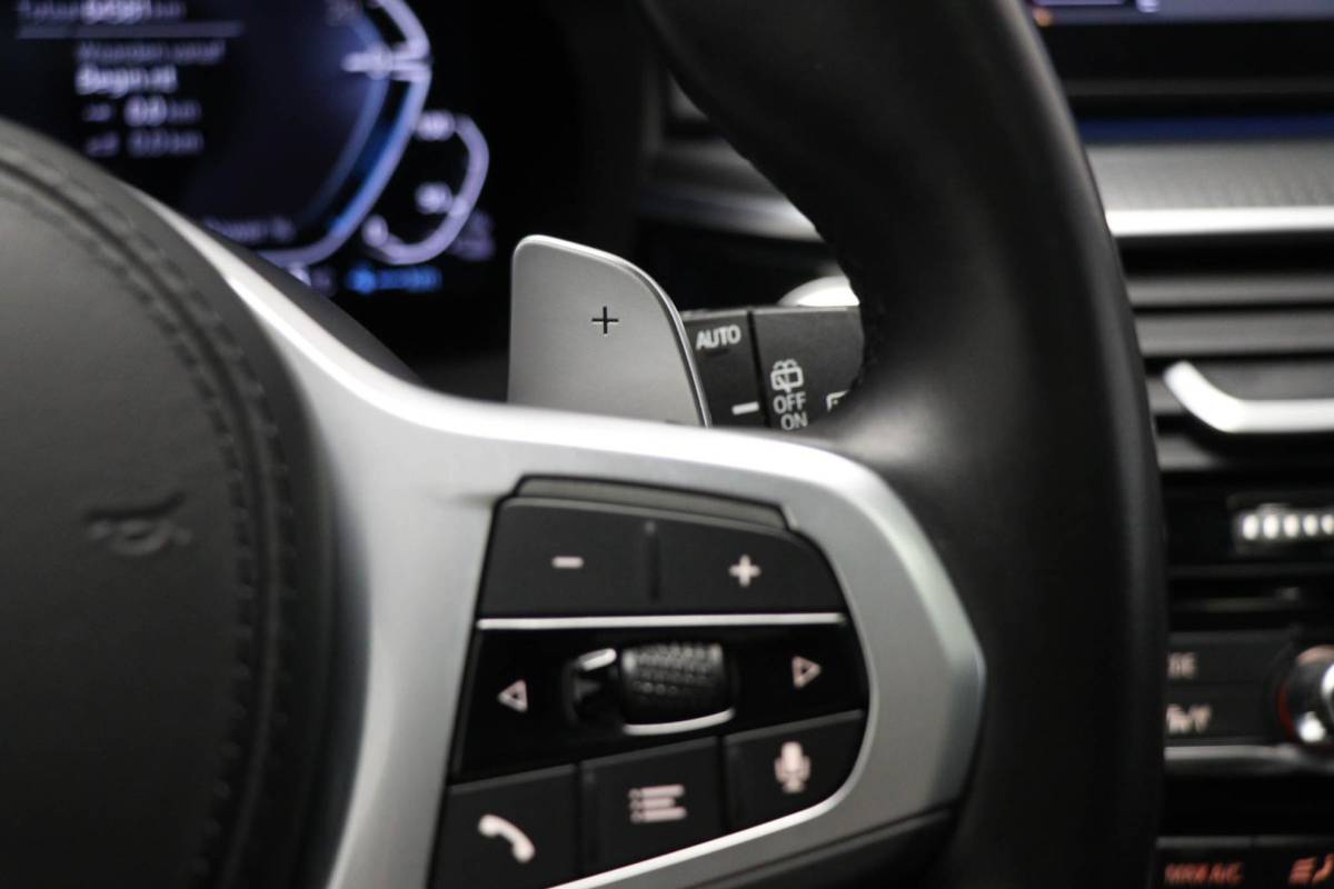 BMW 5 Serie BMW 5-serie Touring 530e M-Sport Business Edition Plus | PANORAMADAK | COMFORT ACCES / SAFETY / PARKING- PACK | HEAD UP