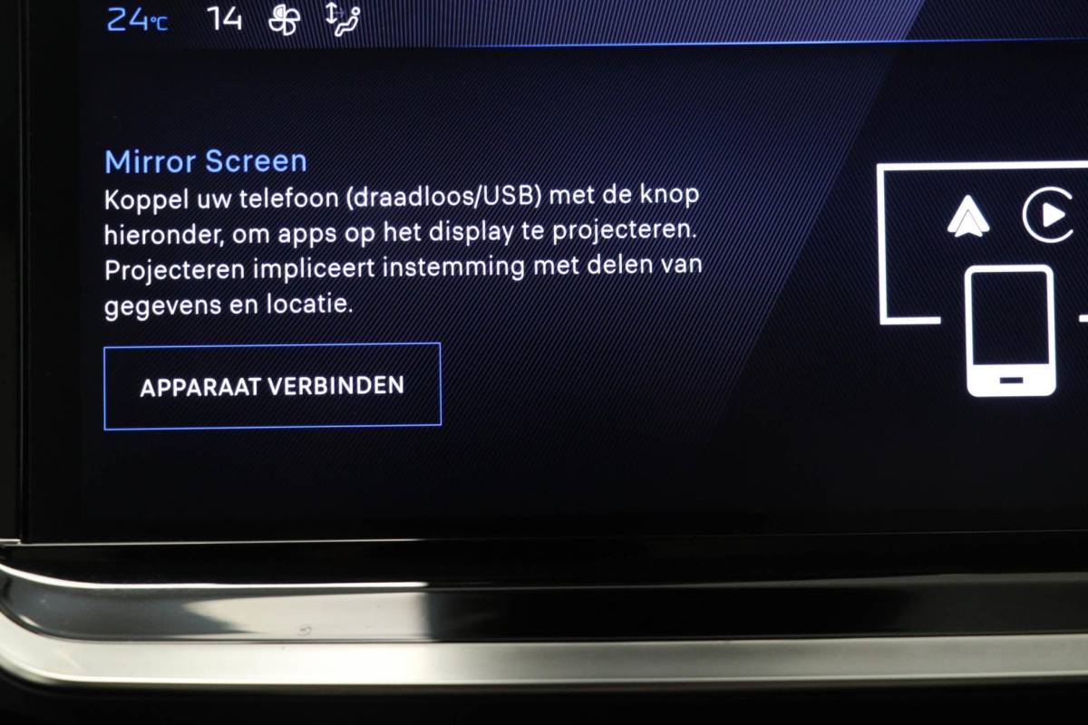 Peugeot 208 Peugeot 208 Hybrid 100 e-DCS6 Allure | NAVI / DRIVE ASSIST PLUS- PACK | STOELVERWARMING | DAB | APPLE | CAMERA