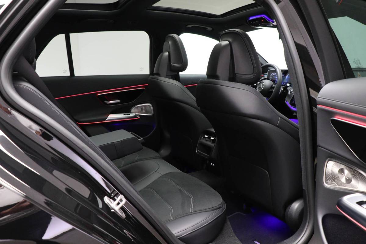 Mercedes-Benz E-Klasse Mercedes-Benz E-klasse Estate 300 e AMG Line | PANORAMADAK | BURMESTER DAB | WINTER PACK