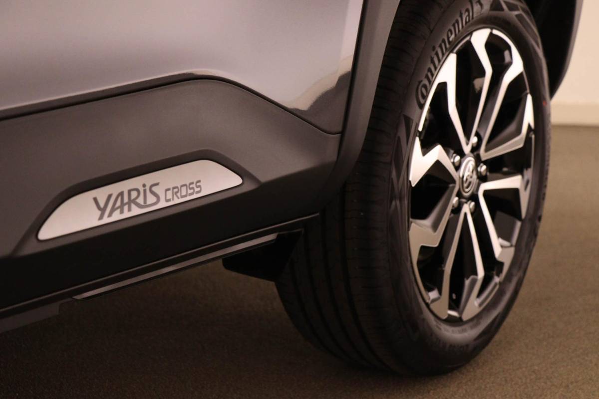 Toyota Yaris Cross Toyota Yaris Cross 1.5 Hybrid 130 Dynamic | COMFORT PACK | STUURVERWARMING | DAB | CAMERA