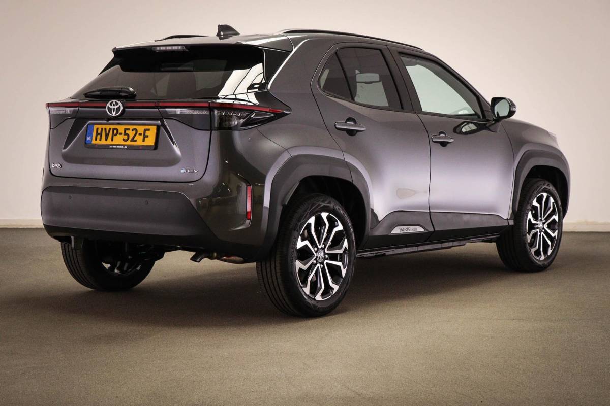 Toyota Yaris Cross Toyota Yaris Cross 1.5 Hybrid 130 Dynamic | COMFORT PACK | STUURVERWARMING | DAB | CAMERA