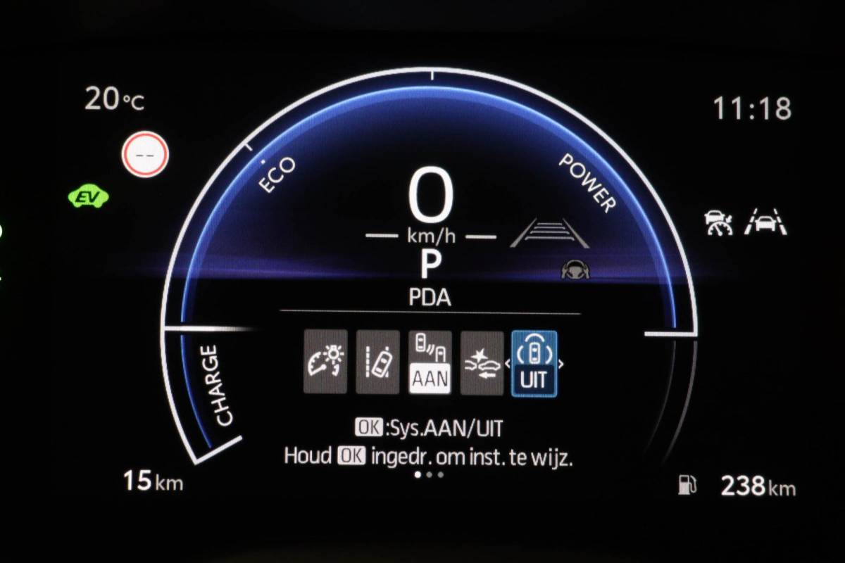 Toyota Yaris Cross Toyota Yaris Cross 1.5 Hybrid 130 Dynamic | COMFORT PACK | STUURVERWARMING | DAB | CAMERA