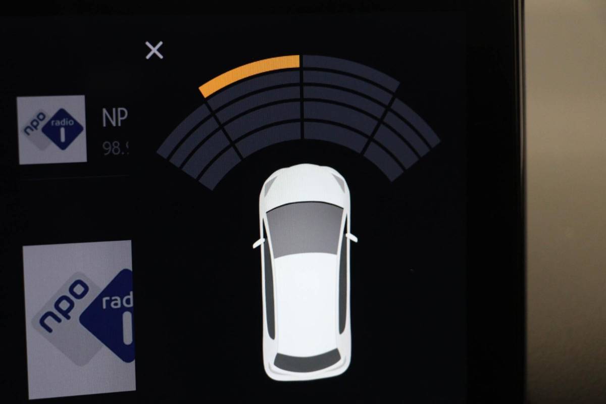 Toyota Yaris Cross Toyota Yaris Cross 1.5 Hybrid 130 Dynamic | COMFORT PACK | STUURVERWARMING | DAB | CAMERA