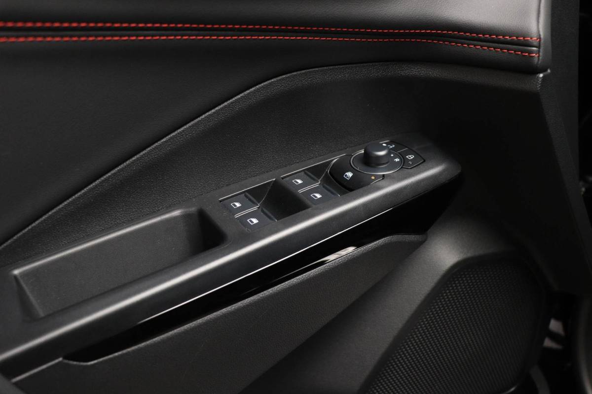 Ford Puma Ford Puma 1.0 EcoBoost Hybrid ST-Line NIEUW MODEL | DAB | APPLE | CAMERA