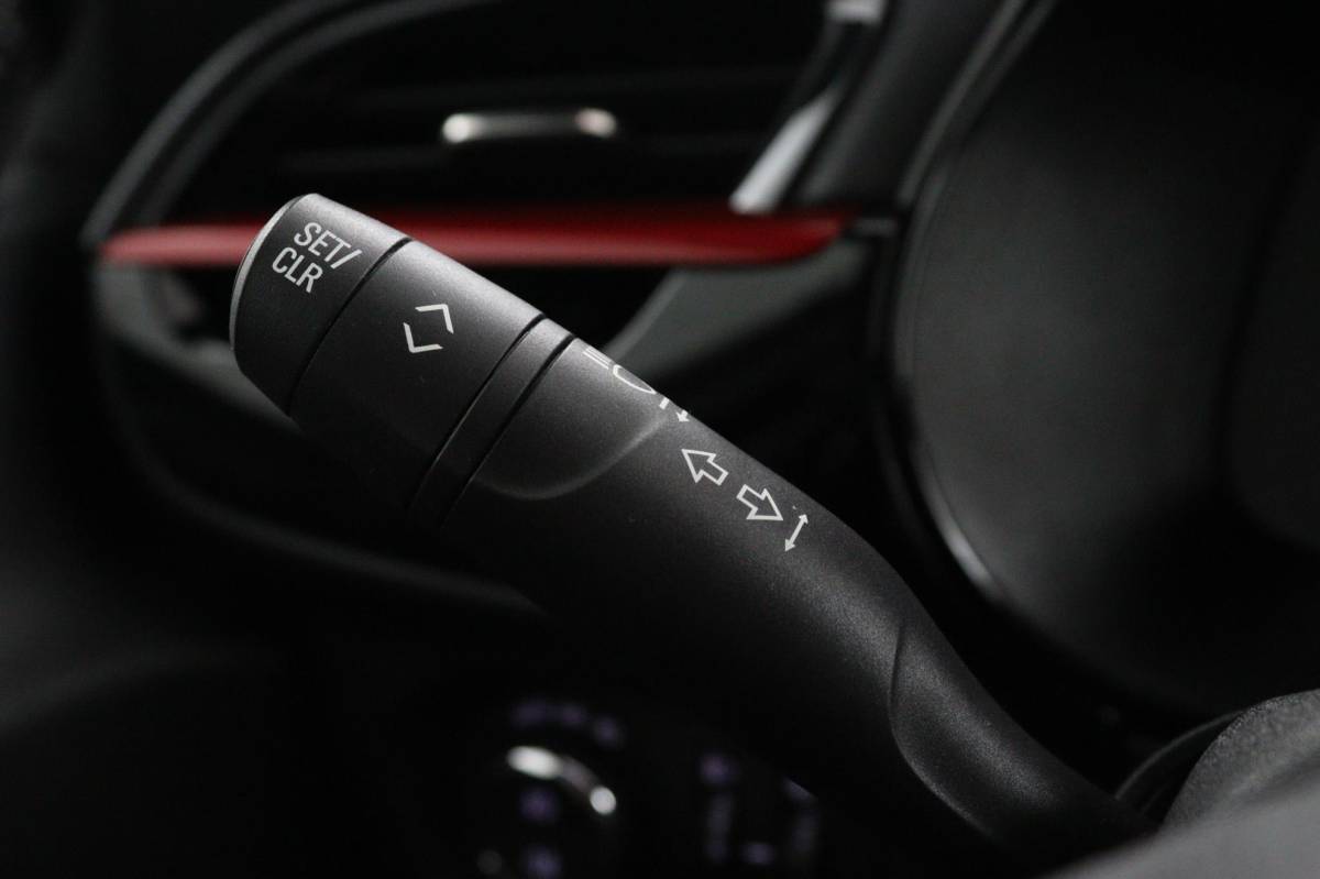 Opel Corsa Opel Corsa 1.2 GS Line*NAVI*A/C*CRUISE*LMV*CARPLAY*CAM*TEL*