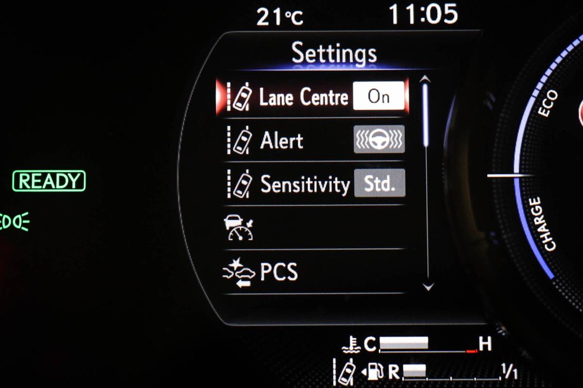 Lexus ES Lexus ES 300h F Sport Line | LEDER | HEAD UP | DAB | MARK LEVINSON