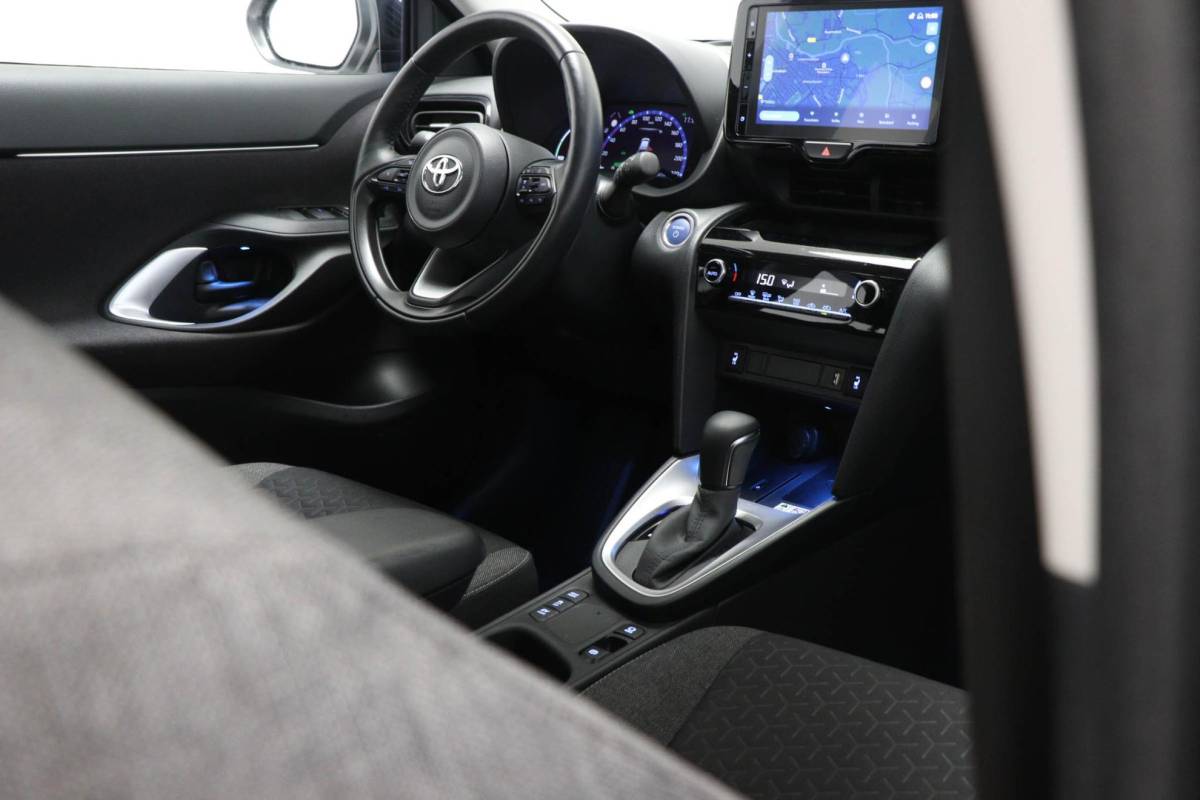 Toyota Yaris Cross Toyota Yaris Cross 1.5 Hybrid Dynamic | HEAD UP | STUURVERWARMING | NAVIGATIE | DAB | APPLE | CAMERA