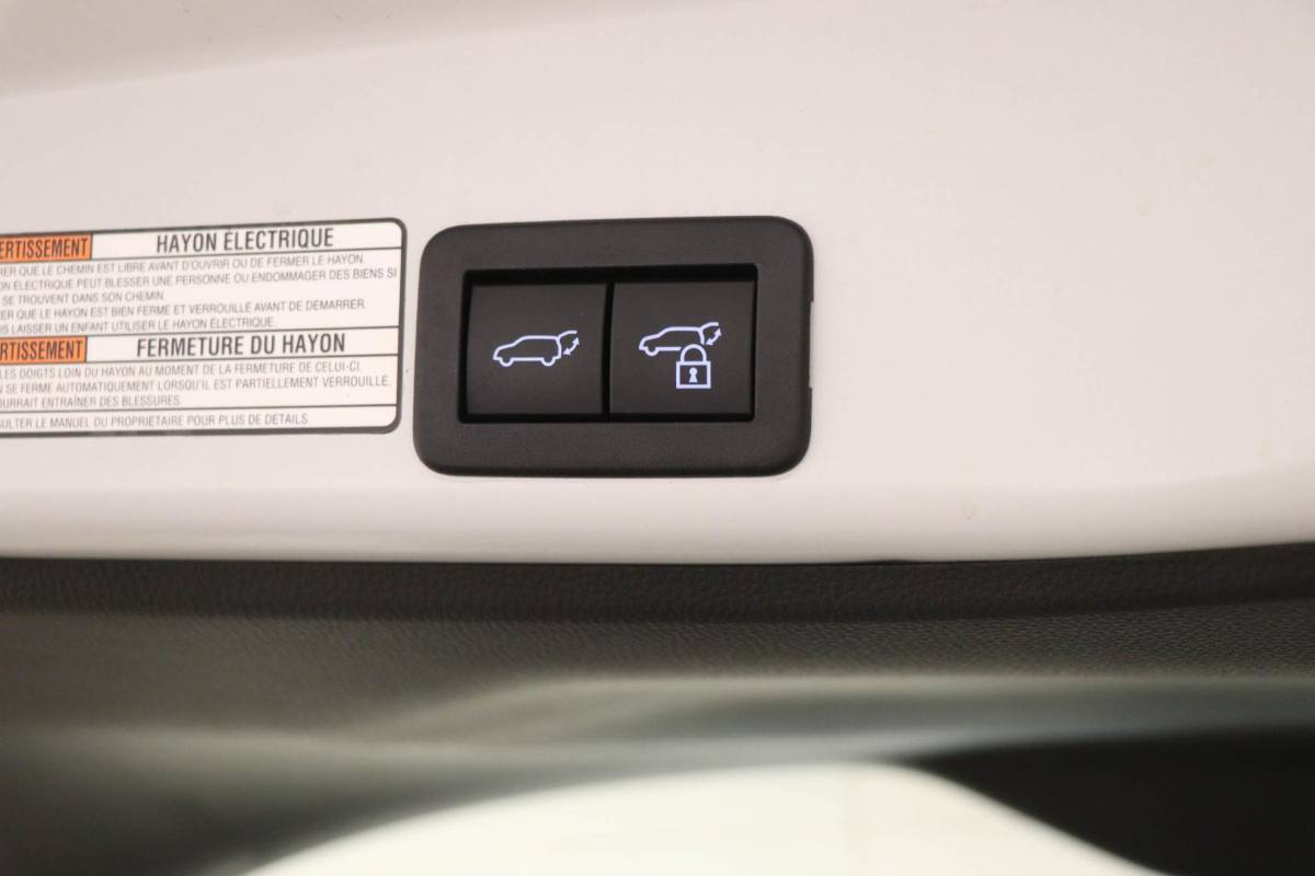 Toyota Yaris Cross Toyota Yaris Cross 1.5 Hybrid Dynamic | HEAD UP | STUURVERWARMING | NAVIGATIE | DAB | APPLE | CAMERA