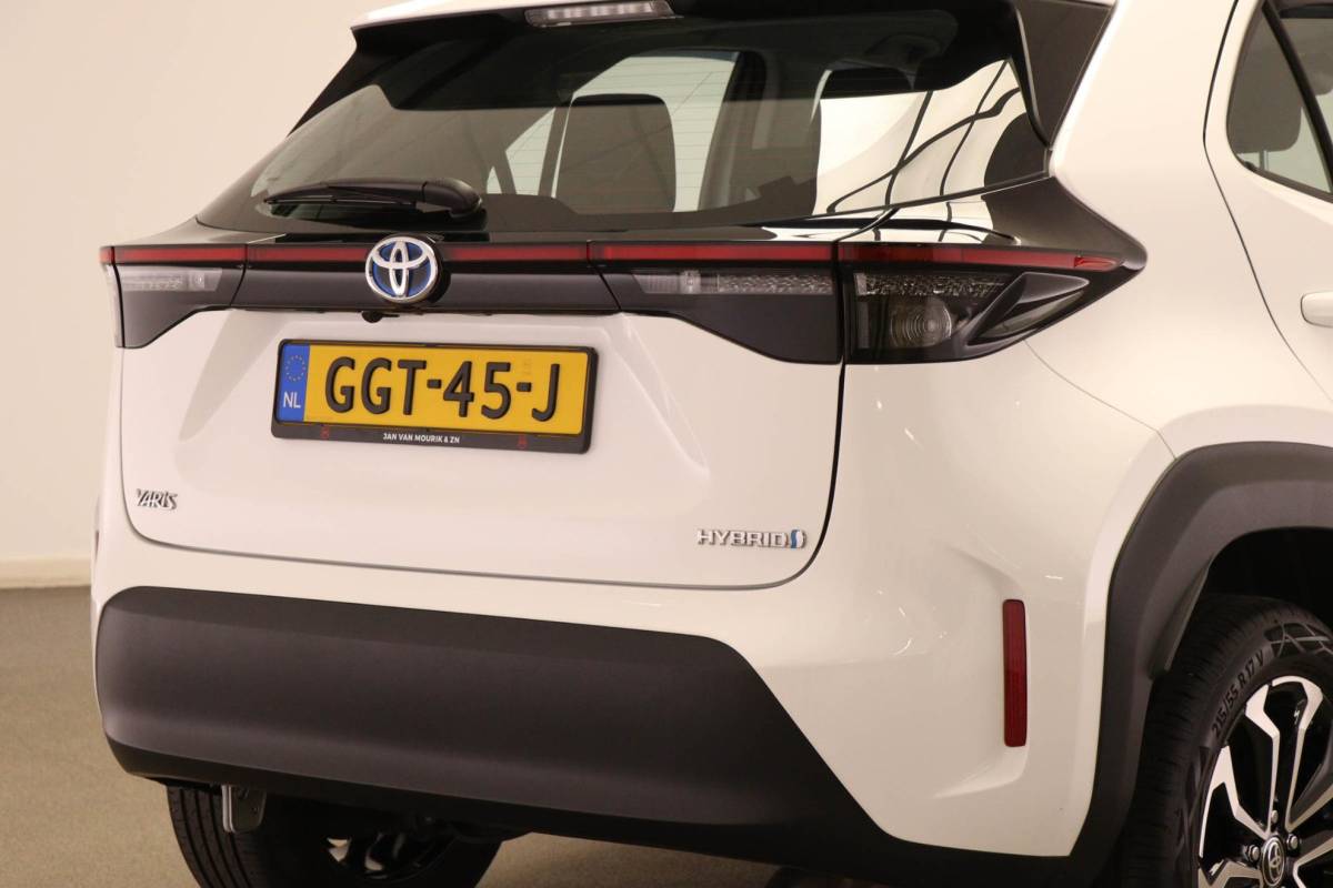 Toyota Yaris Cross Toyota Yaris Cross 1.5 Hybrid Dynamic | HEAD UP | STUURVERWARMING | NAVIGATIE | DAB | APPLE | CAMERA
