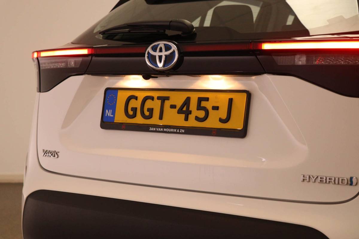 Toyota Yaris Cross Toyota Yaris Cross 1.5 Hybrid Dynamic | HEAD UP | STUURVERWARMING | NAVIGATIE | DAB | APPLE | CAMERA