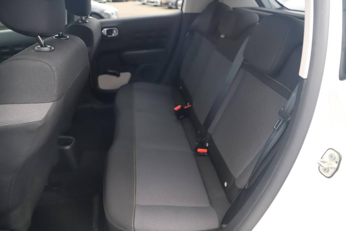 Citroën C3 Citroen C3 1.2 PureTech Feel Carplay Android Navigatie Climate Cruise Control Rijstrooksensor All Season Banden!