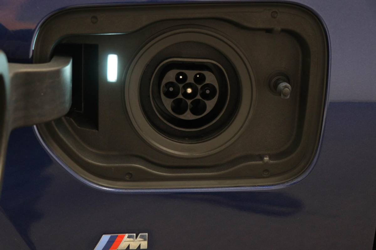 BMW 5 Serie BMW 5-serie 530e iPerformance M-Sport High Executive | COMFORT ACCES / PARKING- PACK | LEDER | CAMERA | 19″