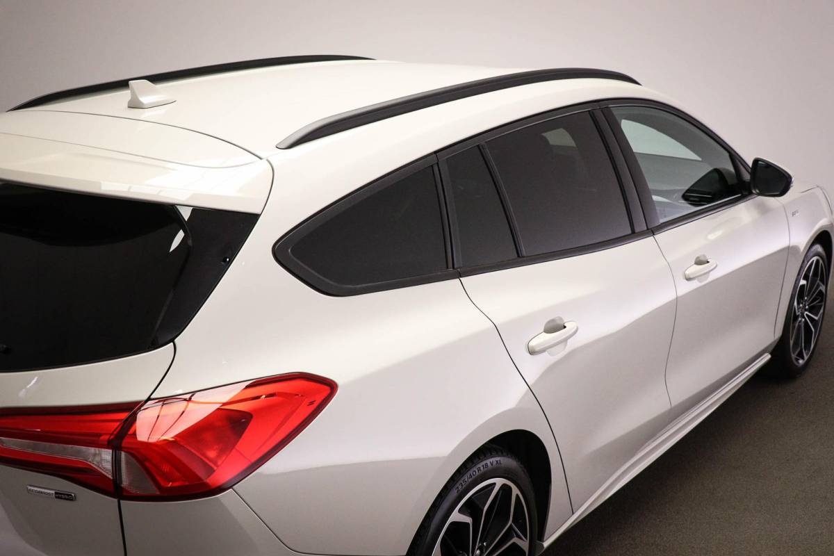 Ford Focus Ford Focus Wagon 1.0 EcoBoost Hybrid ST Line X Business | WINTER / AUDIO / TECHNOLOGY- PACK | DAB | APPLE | CAMERA