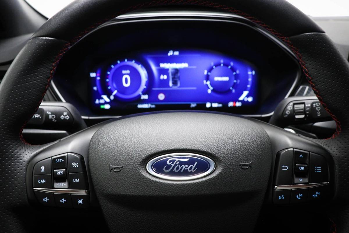 Ford Focus Ford Focus Wagon 1.0 EcoBoost Hybrid ST Line X Business | WINTER / AUDIO / TECHNOLOGY- PACK | DAB | APPLE | CAMERA