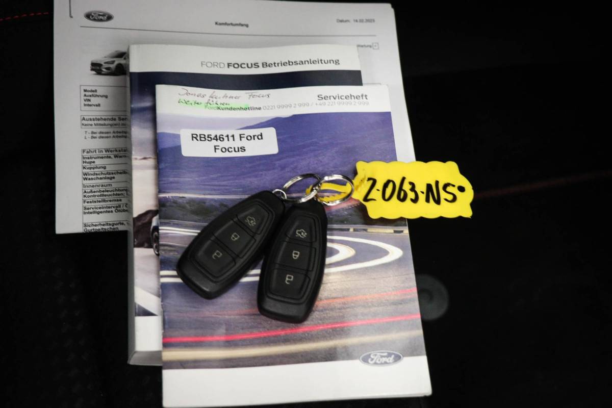 Ford Focus Ford Focus Wagon 1.0 EcoBoost Hybrid ST Line X Business | WINTER / AUDIO / TECHNOLOGY- PACK | DAB | APPLE | CAMERA