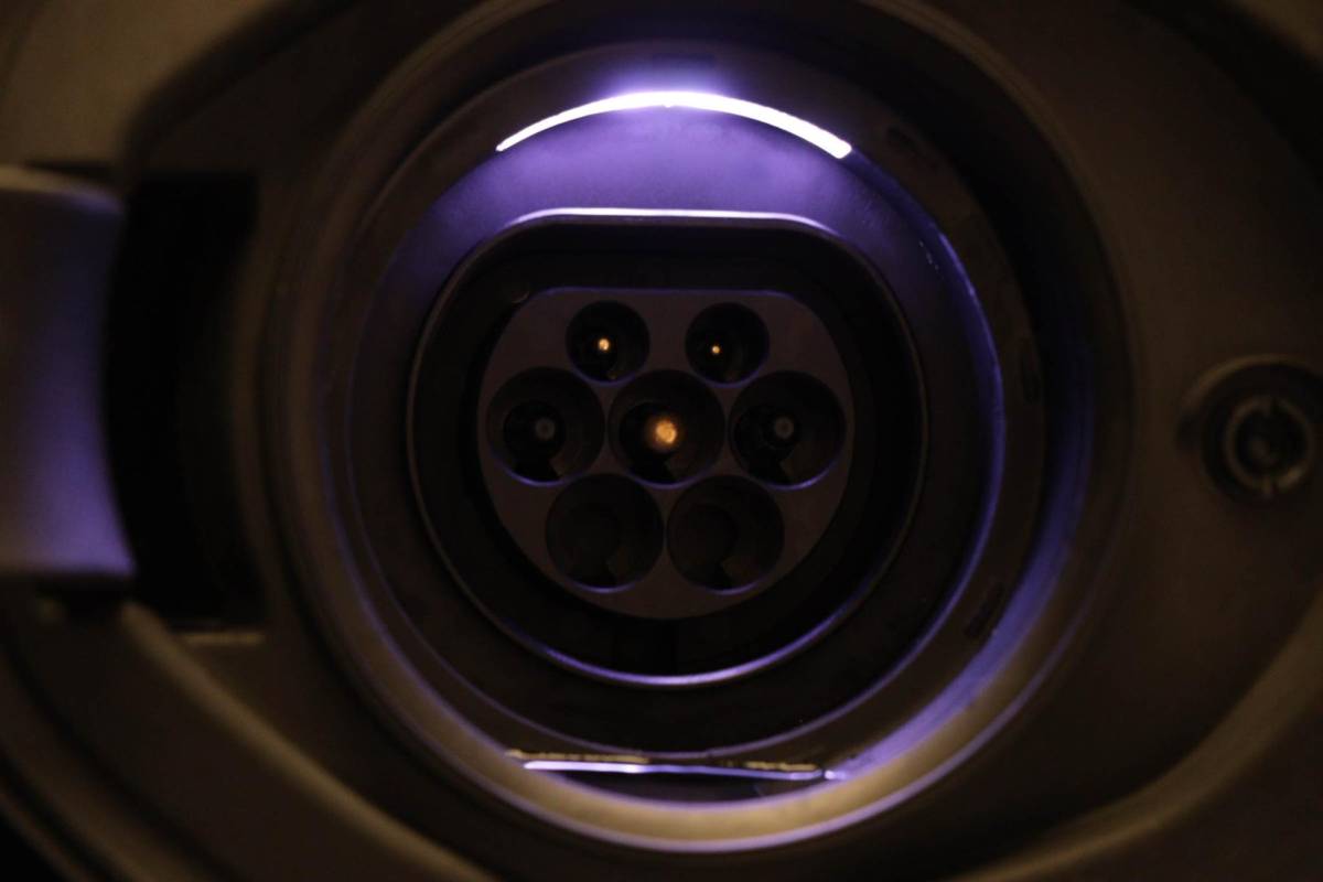 Volvo XC60 Volvo XC60 2.0 Recharge T6 AWD R-Design | PANORAMADAK | HEAD UP | 360 CAMERA | TREKHAAK | LIGHTNING / LOUNGE- PACK