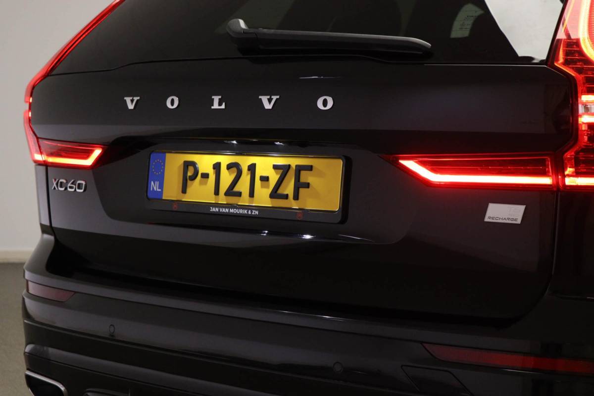 Volvo XC60 Volvo XC60 2.0 Recharge T6 AWD R-Design | PANORAMADAK | HEAD UP | 360 CAMERA | TREKHAAK | LIGHTNING / LOUNGE- PACK