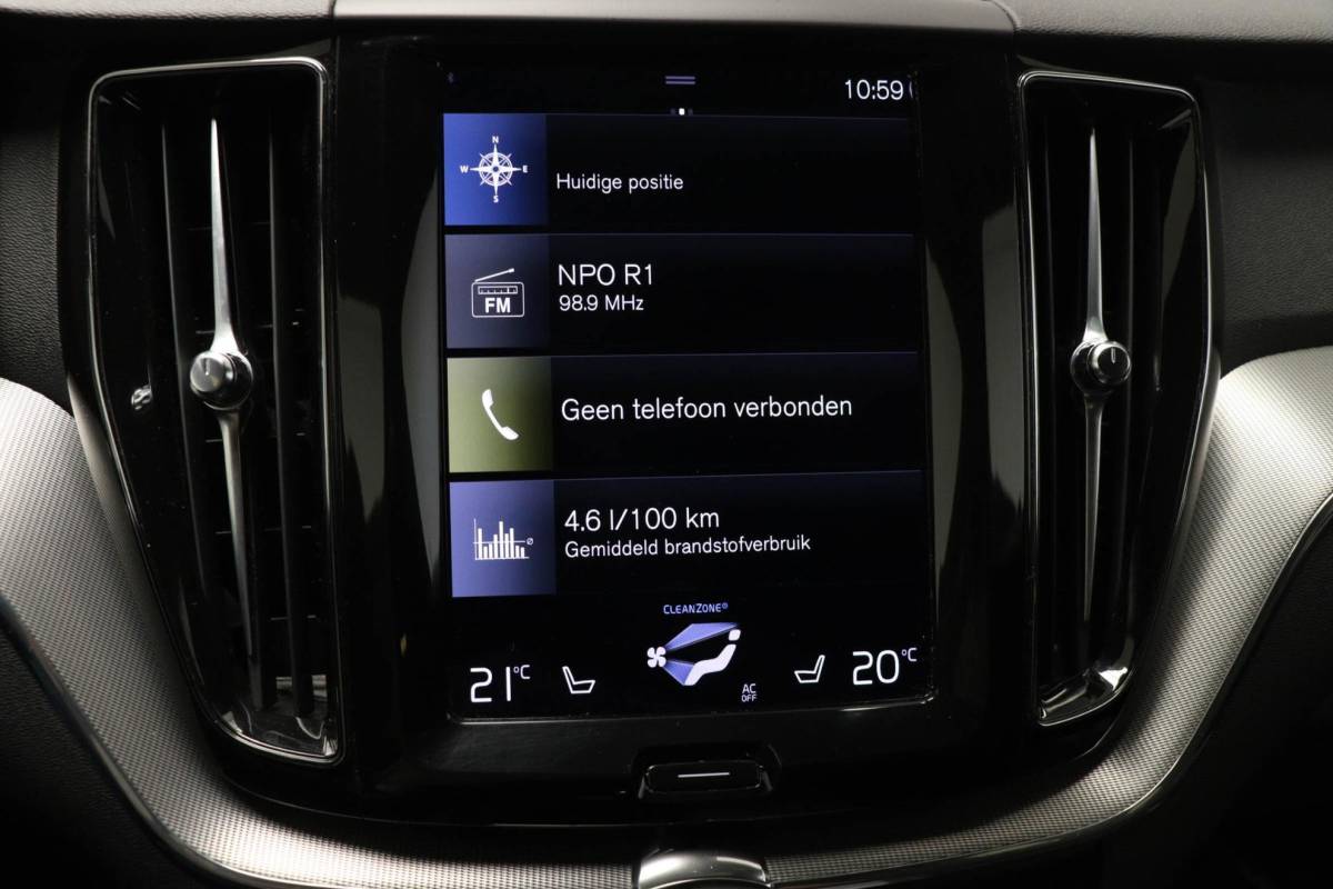 Volvo XC60 Volvo XC60 2.0 Recharge T6 AWD R-Design | PANORAMADAK | HEAD UP | 360 CAMERA | TREKHAAK | LIGHTNING / LOUNGE- PACK