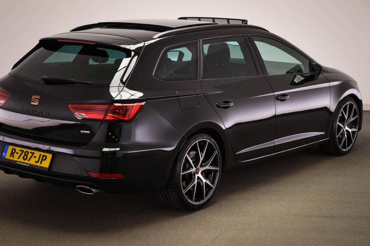 SEAT Leon SEAT Leon ST 2.0 TSI 4DRIVE CUPRA | PANORAMADAK | BEATS DAB | CAMERA | 19″