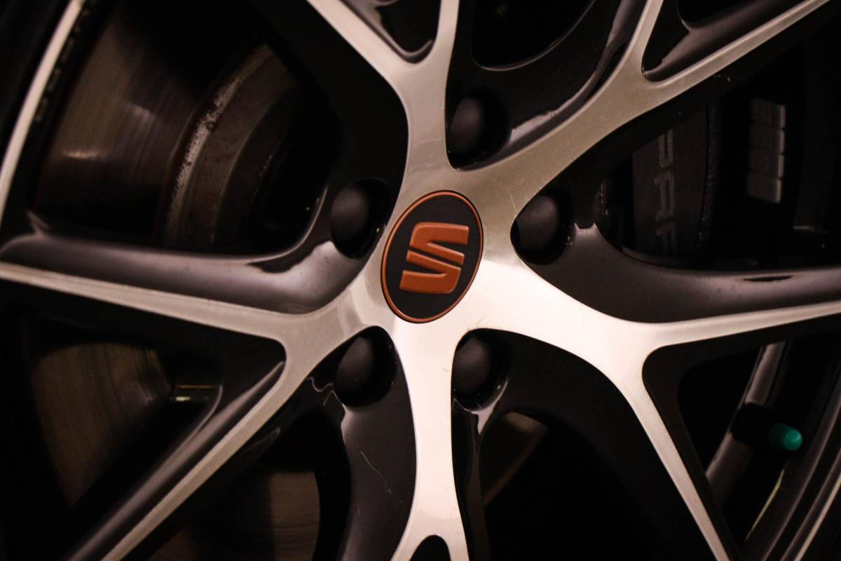 SEAT Leon SEAT Leon ST 2.0 TSI 4DRIVE CUPRA | PANORAMADAK | BEATS DAB | CAMERA | 19″