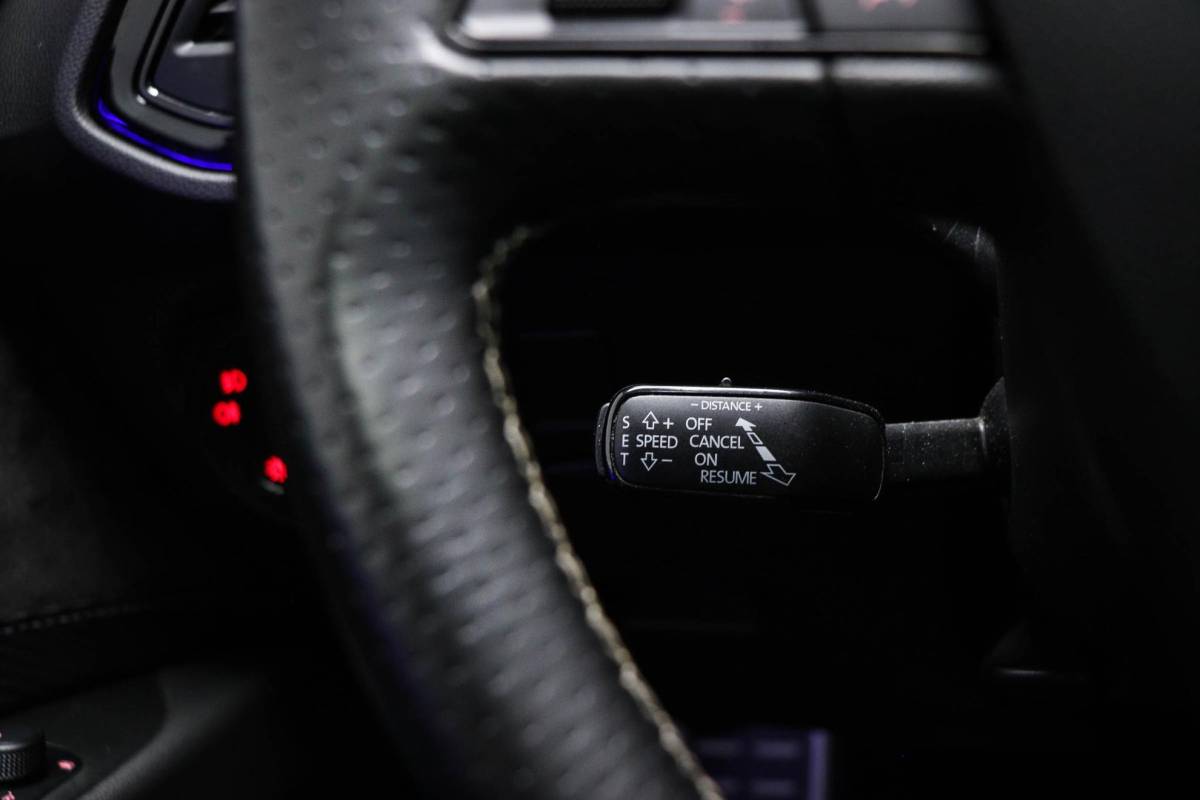 SEAT Leon SEAT Leon ST 2.0 TSI 4DRIVE CUPRA | PANORAMADAK | BEATS DAB | CAMERA | 19″