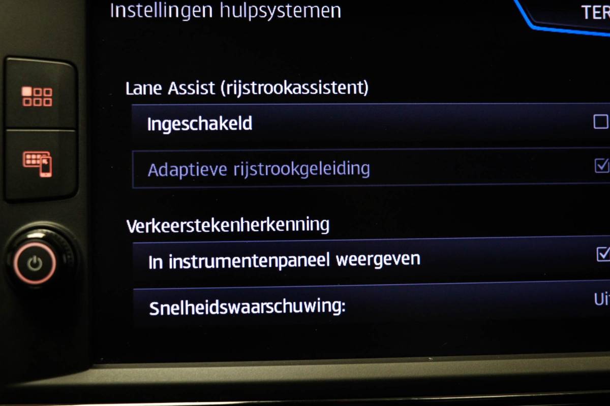 SEAT Leon SEAT Leon ST 2.0 TSI 4DRIVE CUPRA | PANORAMADAK | BEATS DAB | CAMERA | 19″