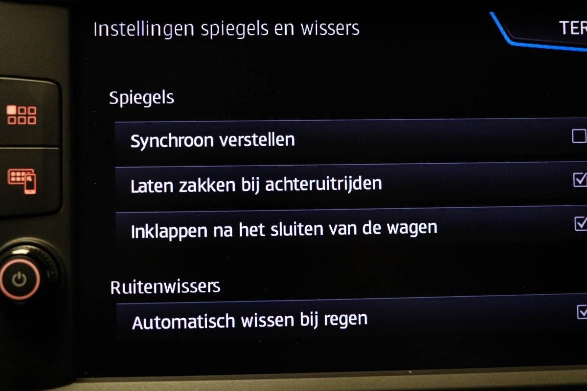 SEAT Leon SEAT Leon ST 2.0 TSI 4DRIVE CUPRA | PANORAMADAK | BEATS DAB | CAMERA | 19″